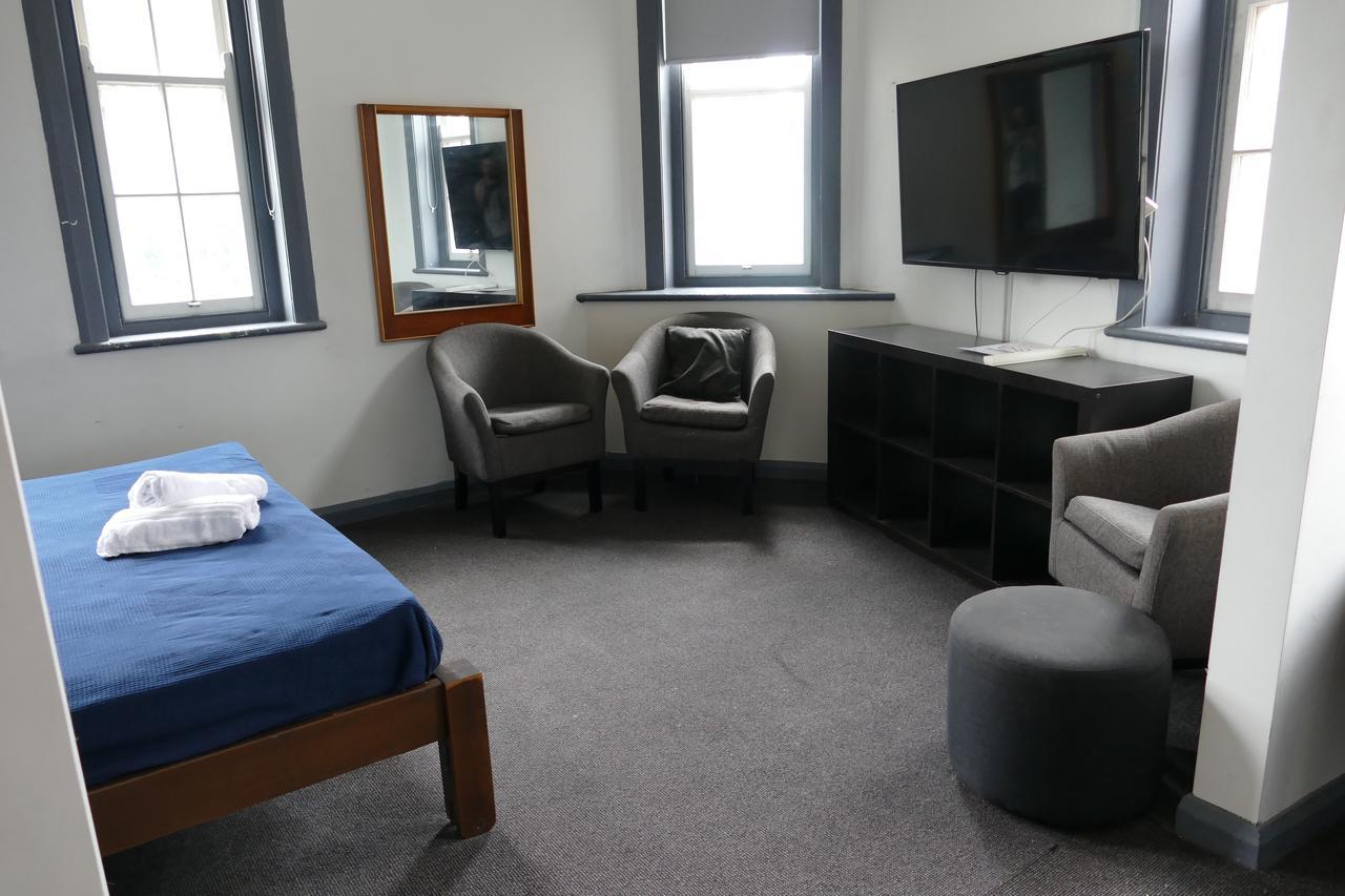 The Crown & Anchor Hotel Newcastle Esterno foto